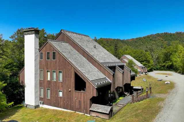 $429,000 | 107 Blueberry Ledge Ridge, Unit L45, Plymouth, VT 05056