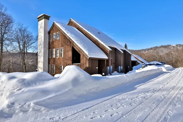 $399,800 | 107 Blueberry Ledge Ridge, Unit L45, Plymouth, VT 05056