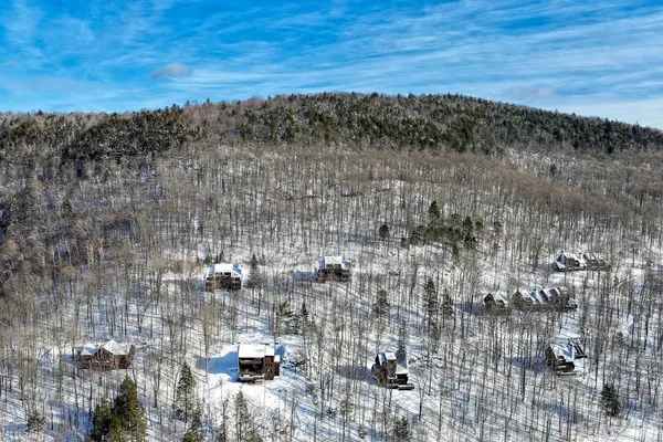 $399,800 | 107 Blueberry Ledge Ridge, Unit L45, Plymouth, VT 05056