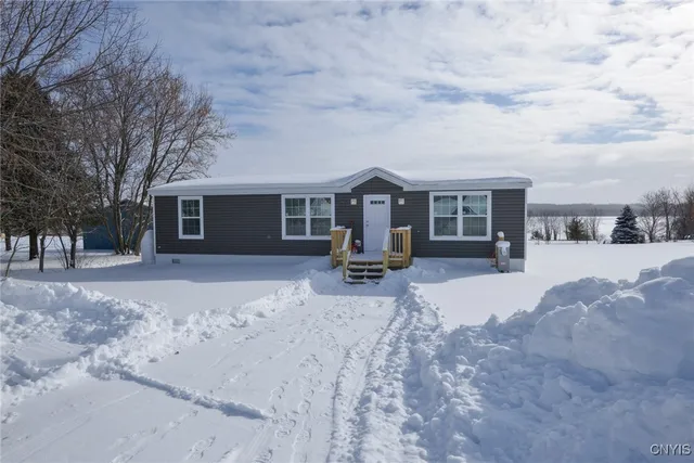 $399,000 | 142 Lost Village Road, Oswegatchie, NY 13669