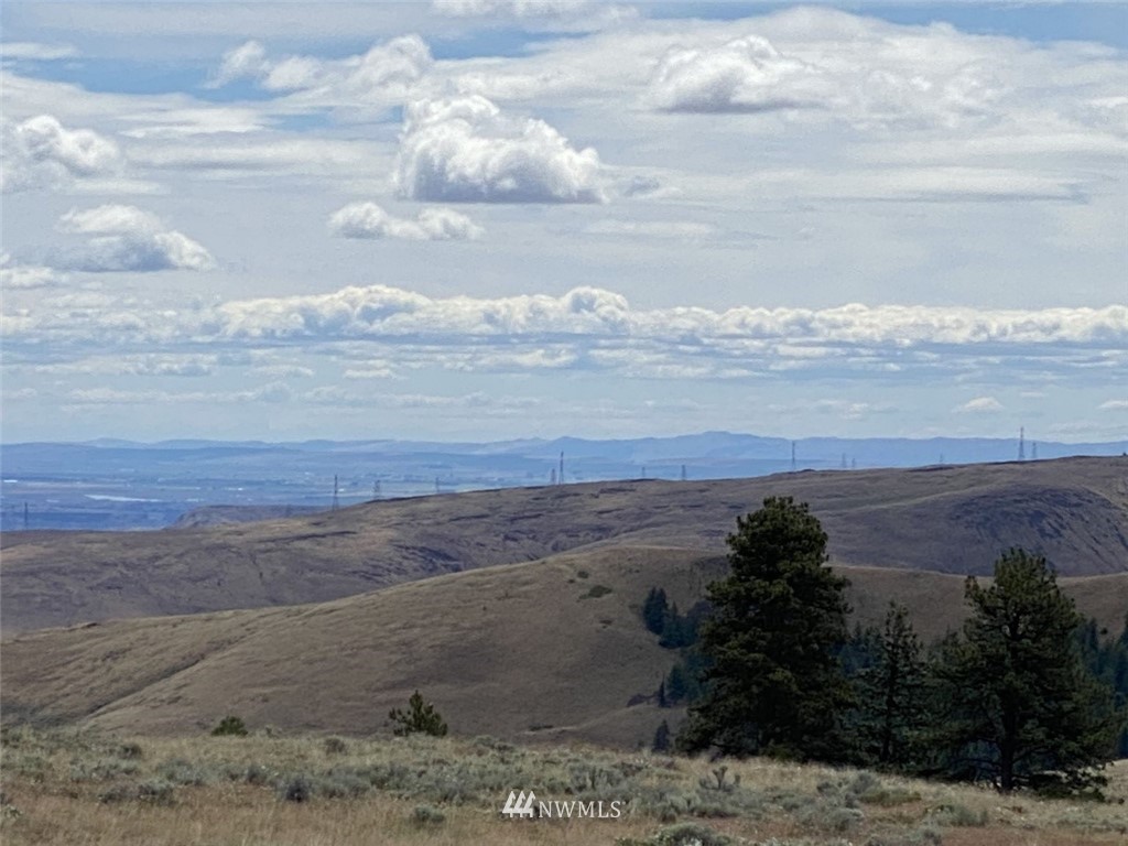 6811 Jumpoff Road, Unit LOT A Wenatchee, WA 98801 - Photo 23 of 32 Gallery Image 23