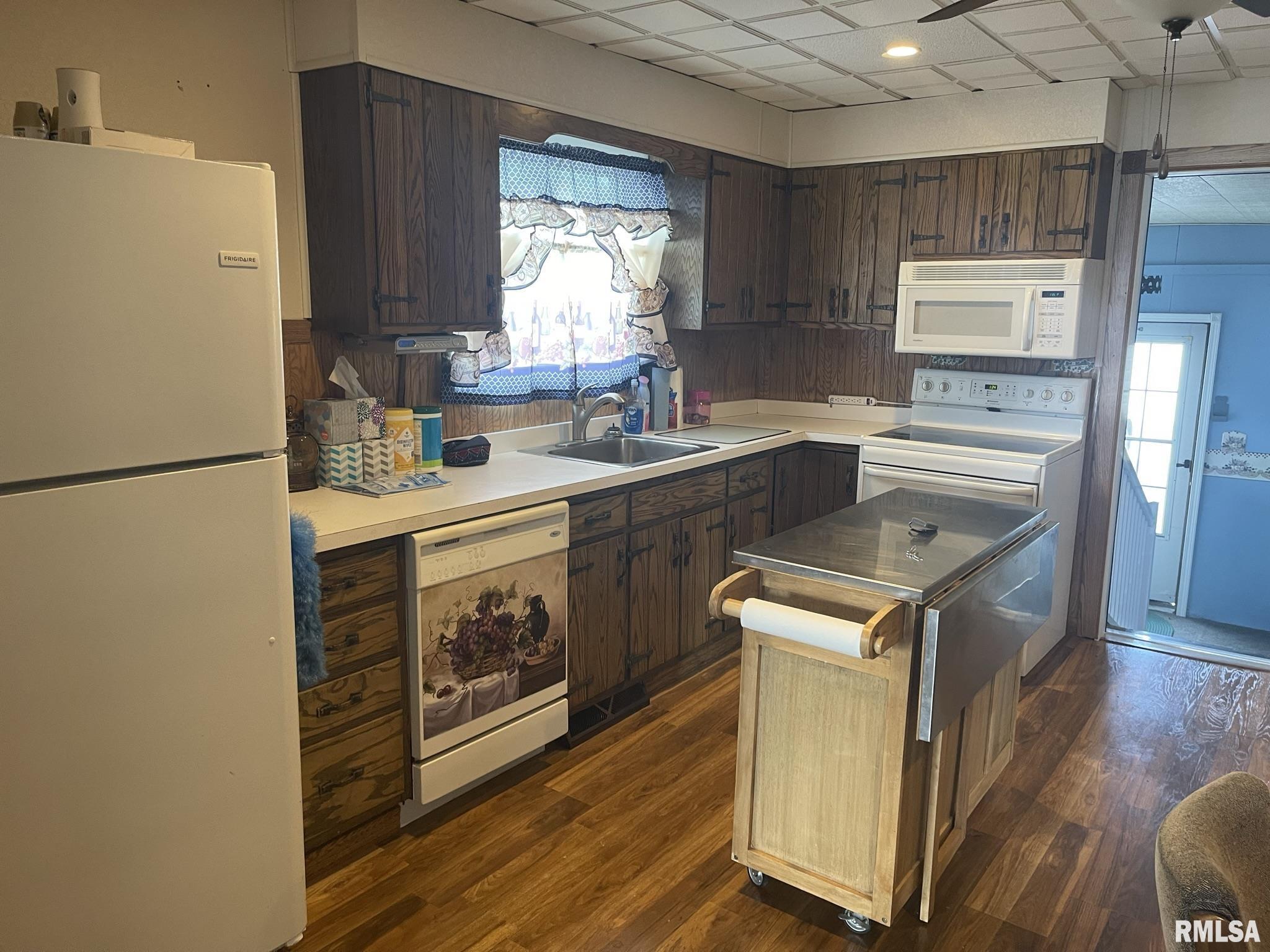 1821 East Keys Avenue Springfield, IL 62702 - Photo 7 of 15
