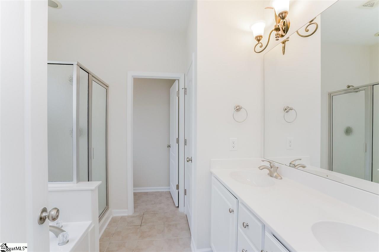 101 Elstar Loop Road Simpsonville, SC 29681 - Photo 16 of 32