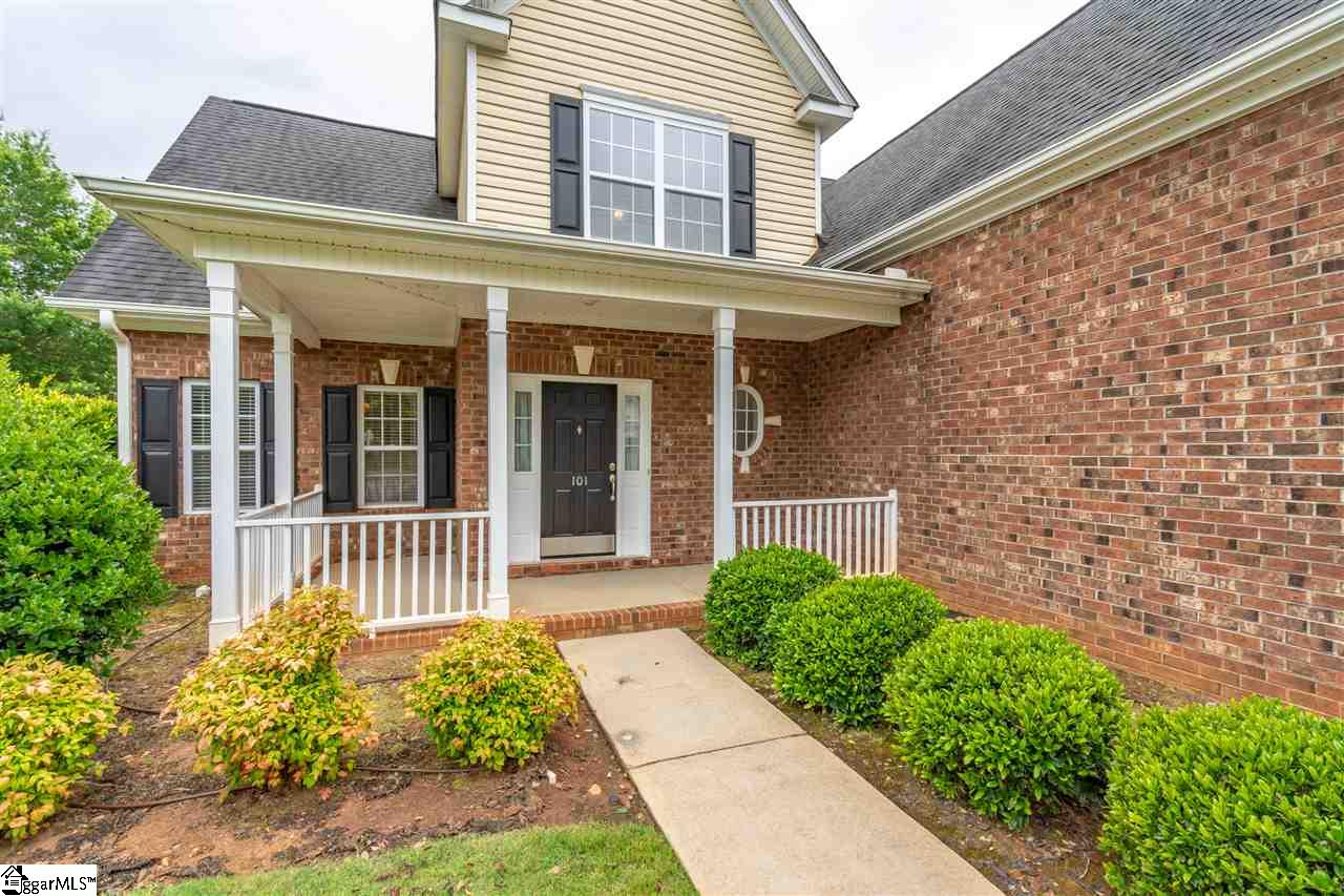 101 Elstar Loop Road Simpsonville, SC 29681 - Photo 3 of 32