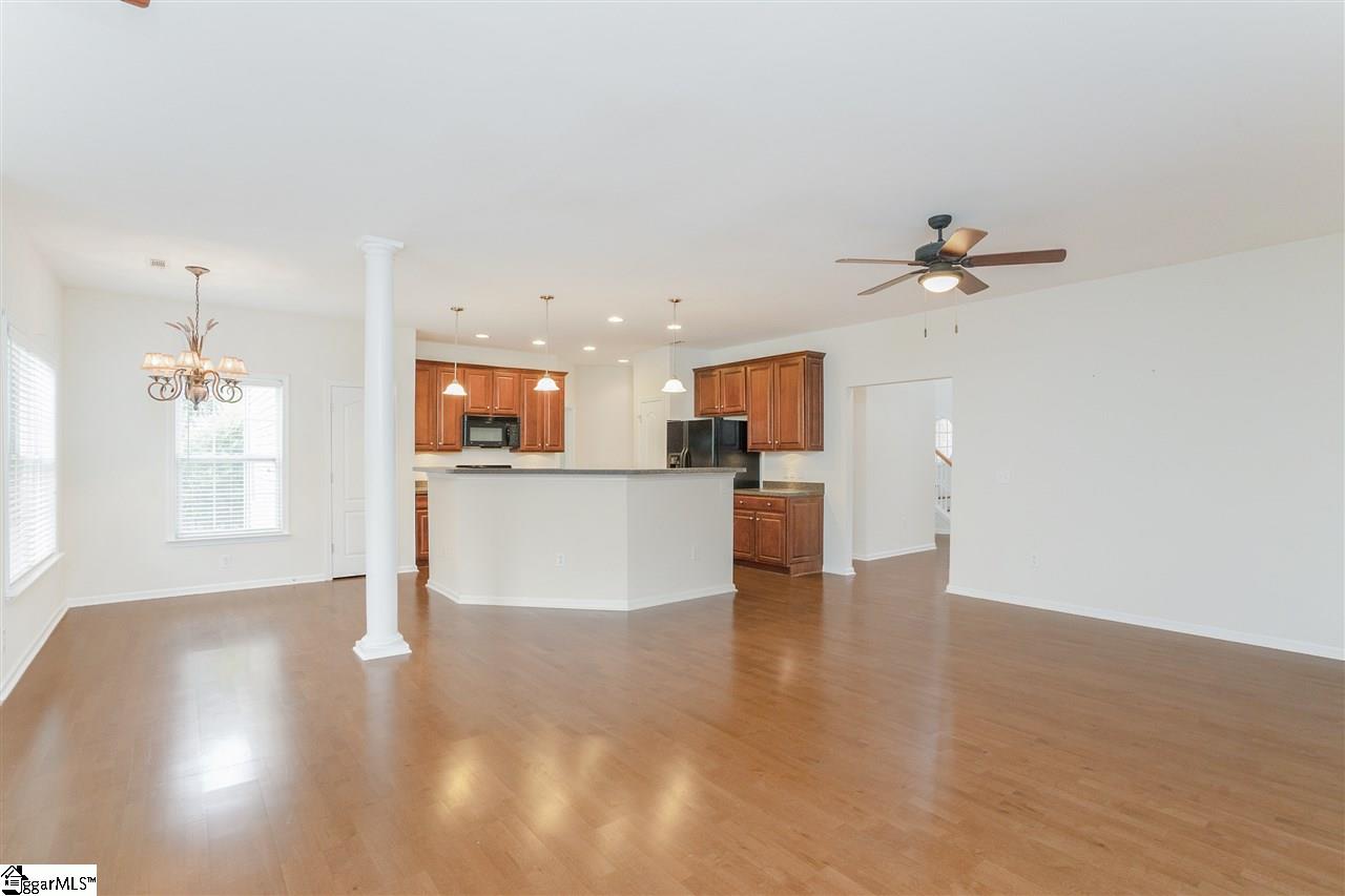 101 Elstar Loop Road Simpsonville, SC 29681 - Photo 6 of 32