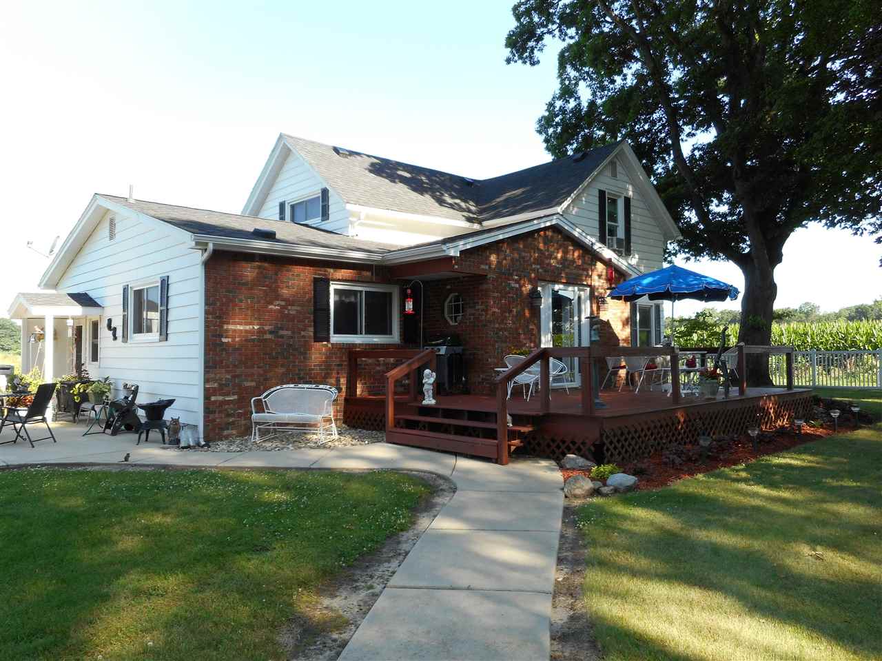 19478 Miller Road South Bend, IN 46614 - Photo 2 of 29 Gallery Image 2