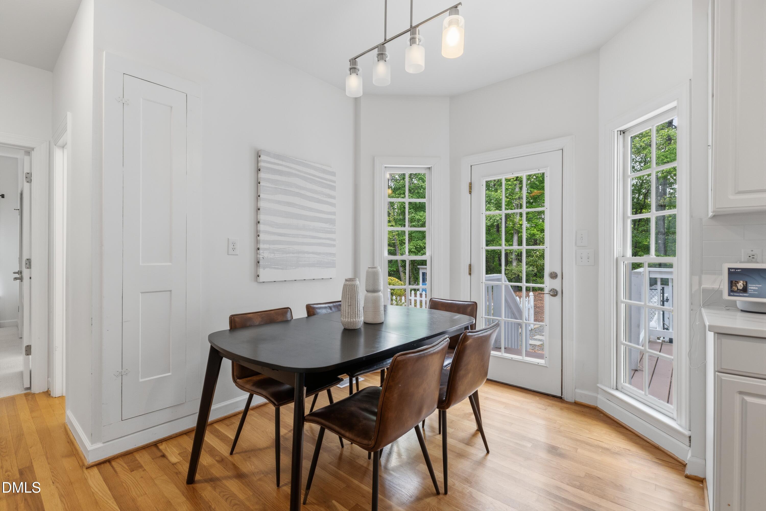 3606 Old Chapel Hill Road Durham, NC 27707 - Photo 23 of 57 Kitchen Breakfast Nook