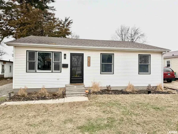 $142,500 | 1250 Monroe Street, Galesburg, IL 61401