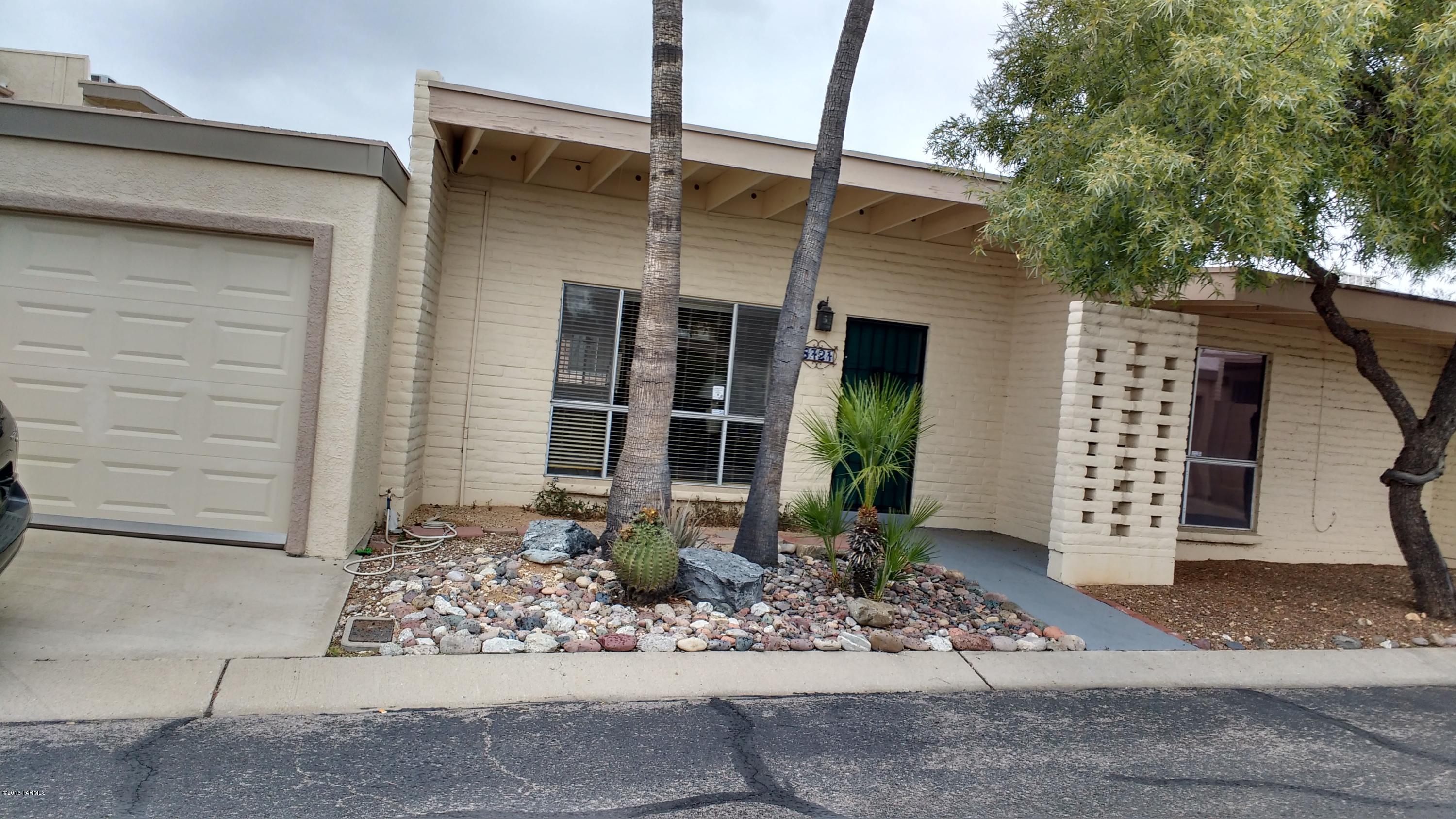 8721 East Ridge Terrace Tucson, AZ 85710 - Photo 1 of 27 Gallery Image 1