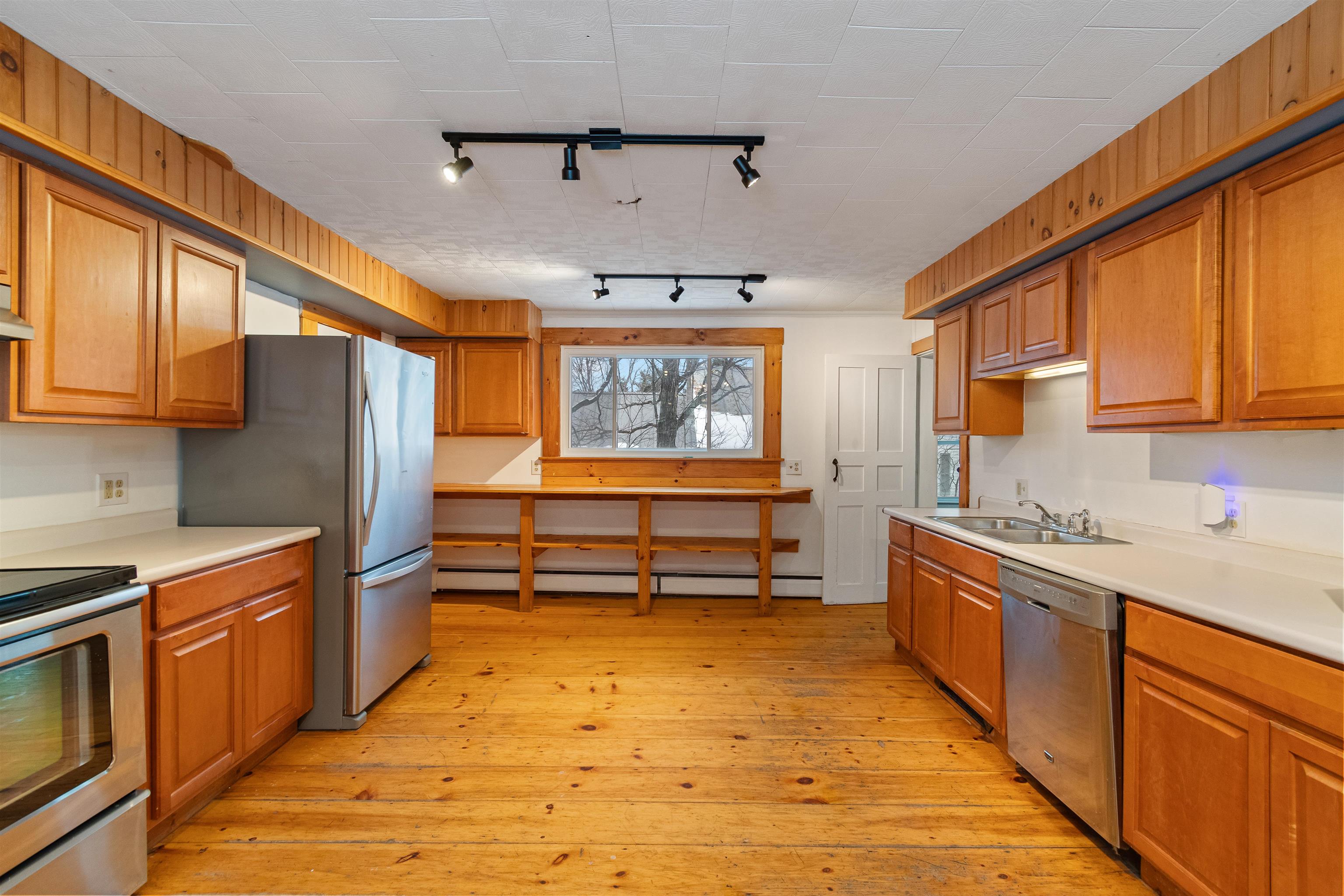 3106 Highway 110 Washington, VT 05675 - Photo 11 of 44