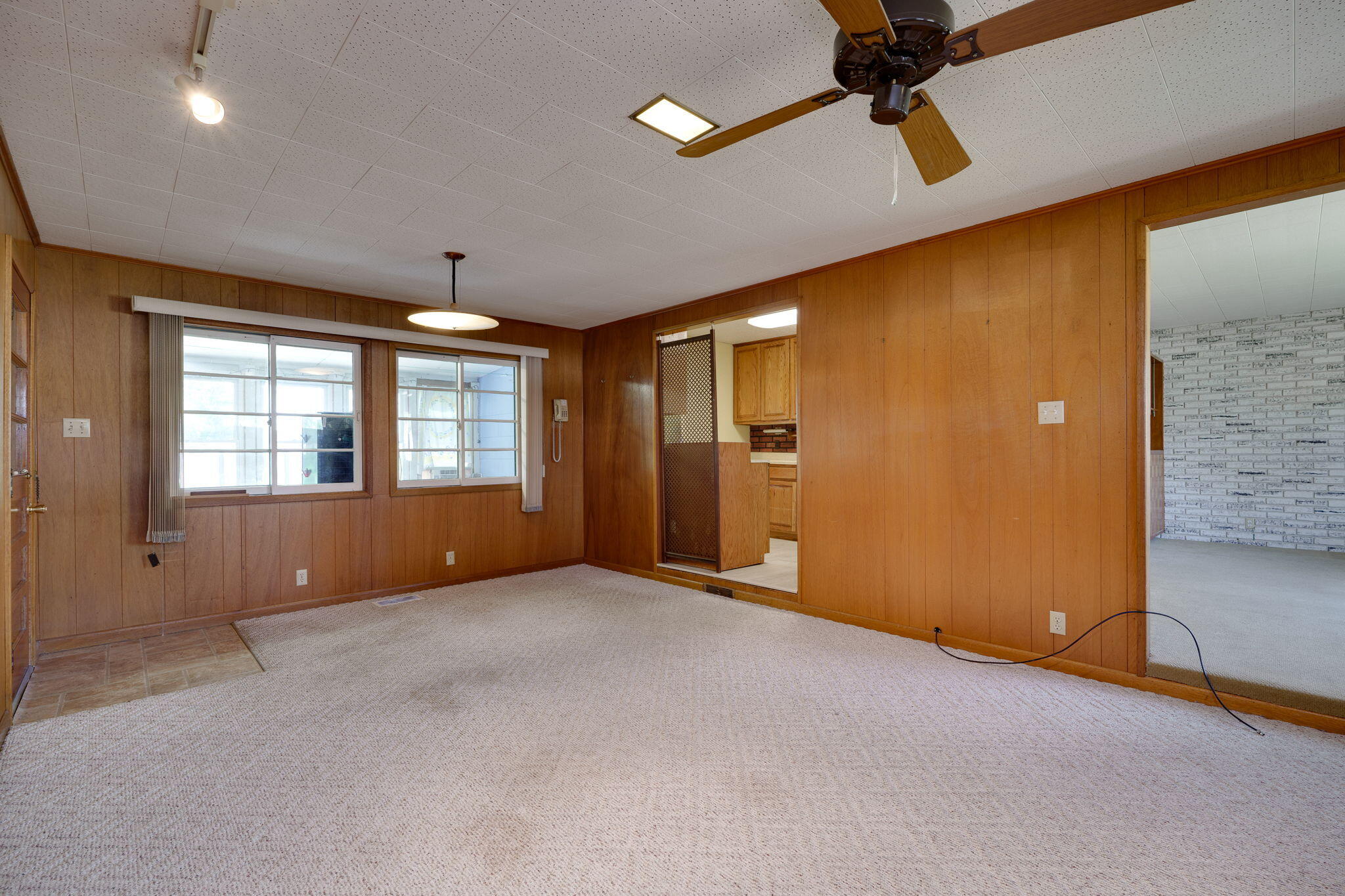1611 Memorial Drive Springfield, OH 45505 - Photo 11 of 37