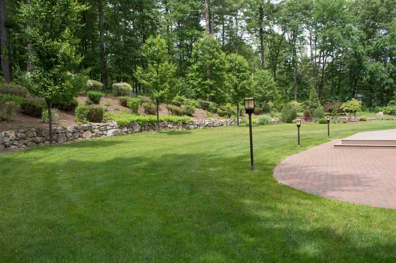 333 North Amherst Road Bedford, NH 03110 - Photo 25 of 30