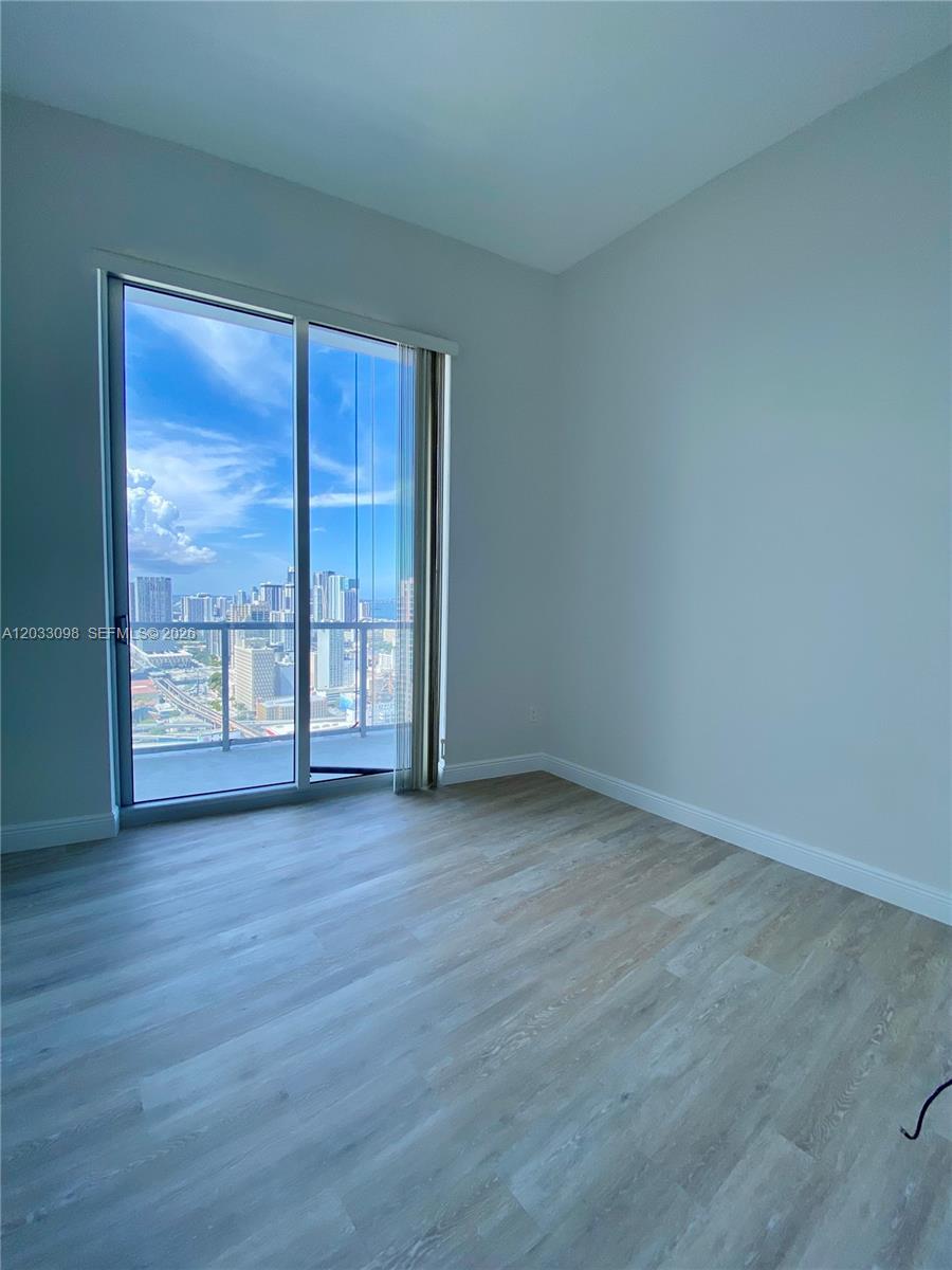 185 Southwest 7th Street, Unit 4311 Miami, FL 33130 - Photo 10 of 25
