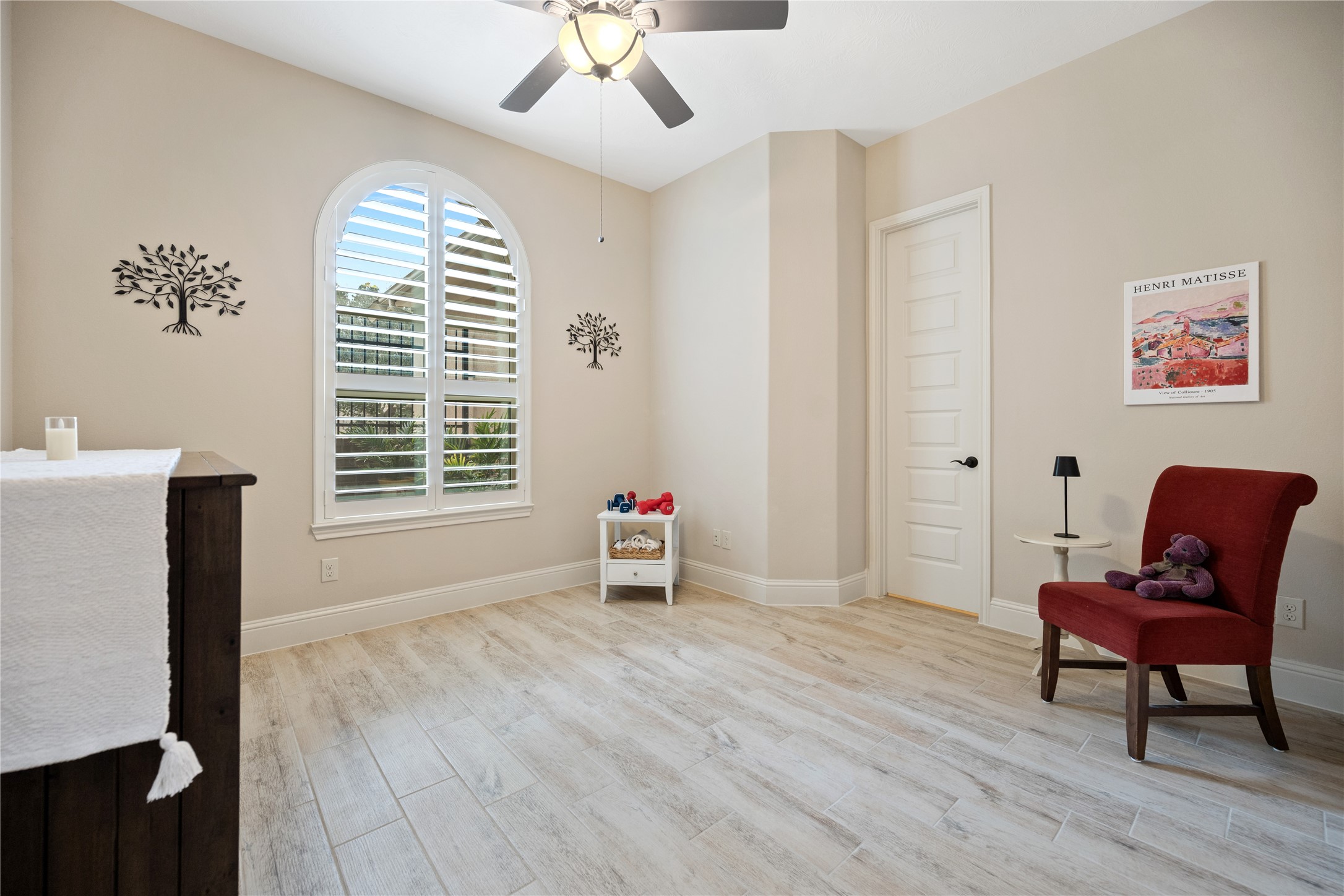 19911 Cullen Ridge Drive Porter, TX 77365 - Photo 27 of 42 a view of a livingroom with furniture and a window