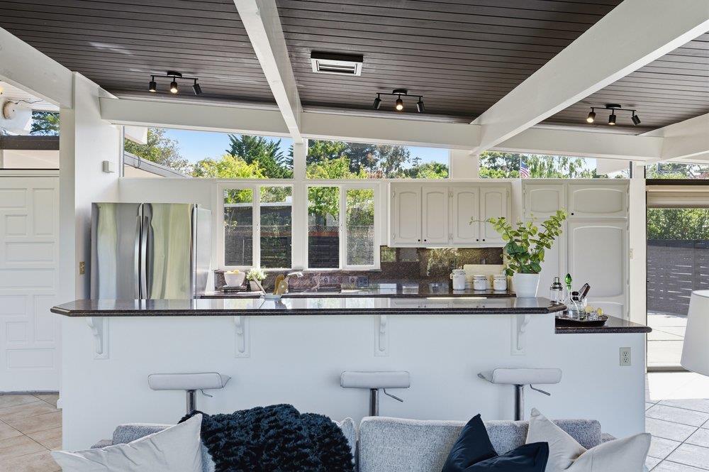 2203 Allegheny Way San Mateo, CA 94402 - Photo 12 of 56