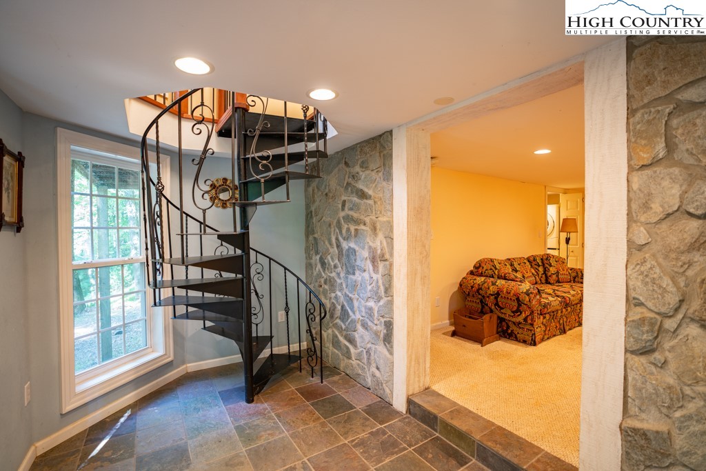 221 Horseshoe Ridge Road West Deep Gap, NC 28618 - Photo 4 of 29