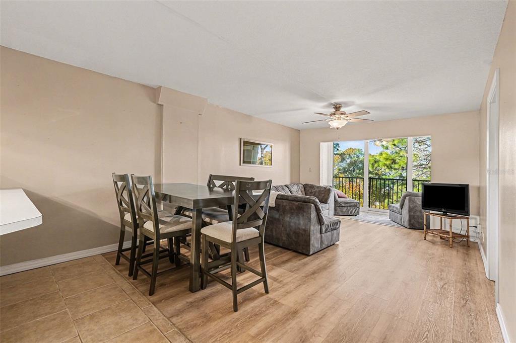 303 Tarpon Point Tarpon Springs, FL 34689 - Photo 9 of 22