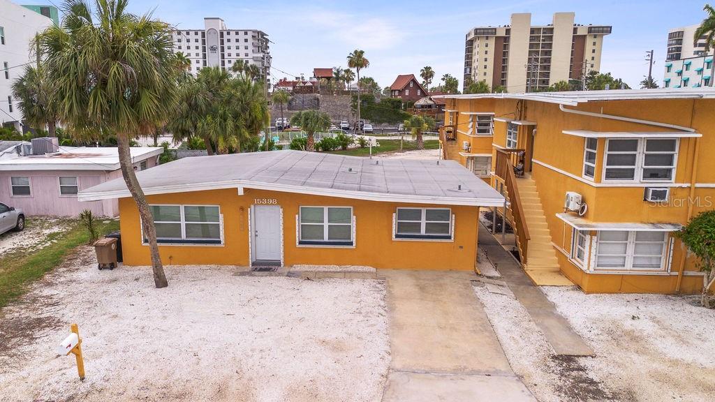 15398 2nd Street East Madeira Beach, FL 33708 - Photo 2 of 22