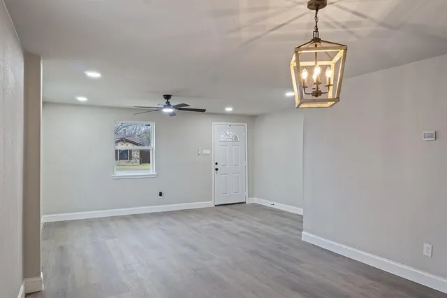 $245,000 | 302 Suzanne, Palmer, TX 75152