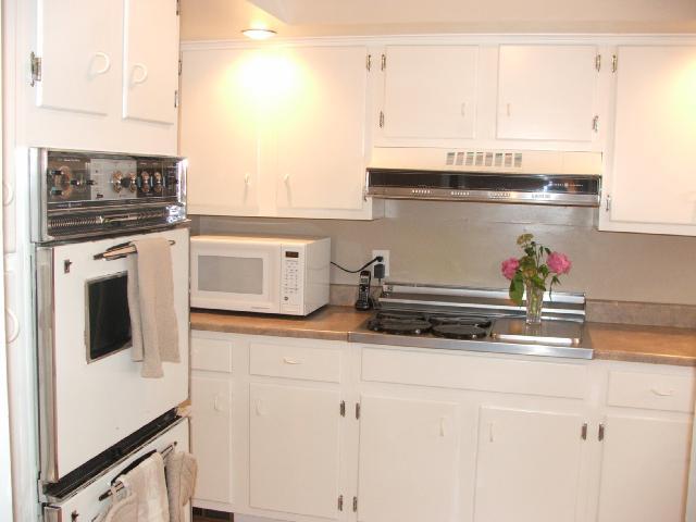 143 South Cassingham Road Columbus, OH 43209 - Photo 4 of 17
