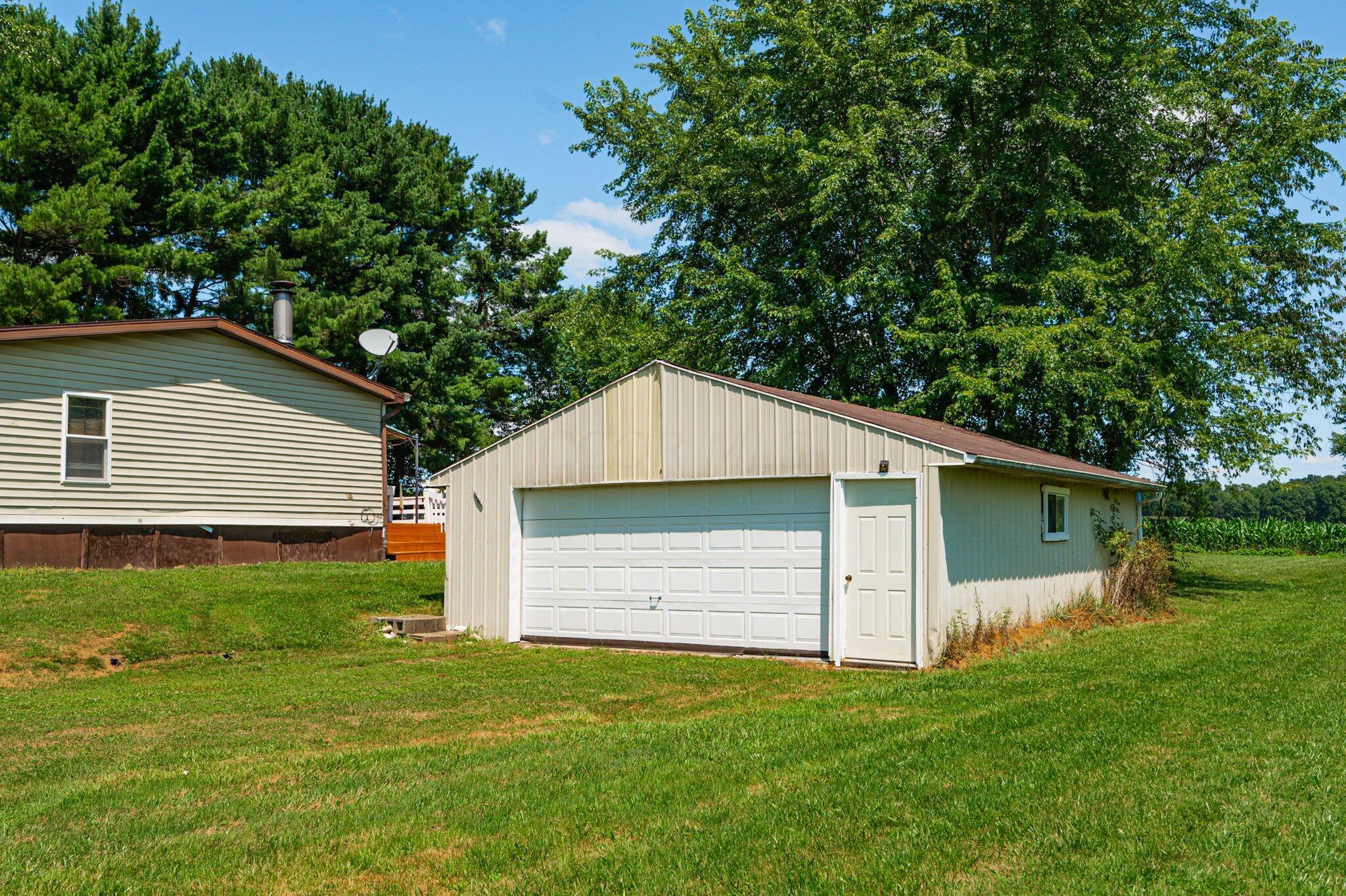 10662 Tarlton Road St. Louisville, OH 43071 - Photo 47 of 61 44-web-or-mls-10662 Tarlton Rd-44