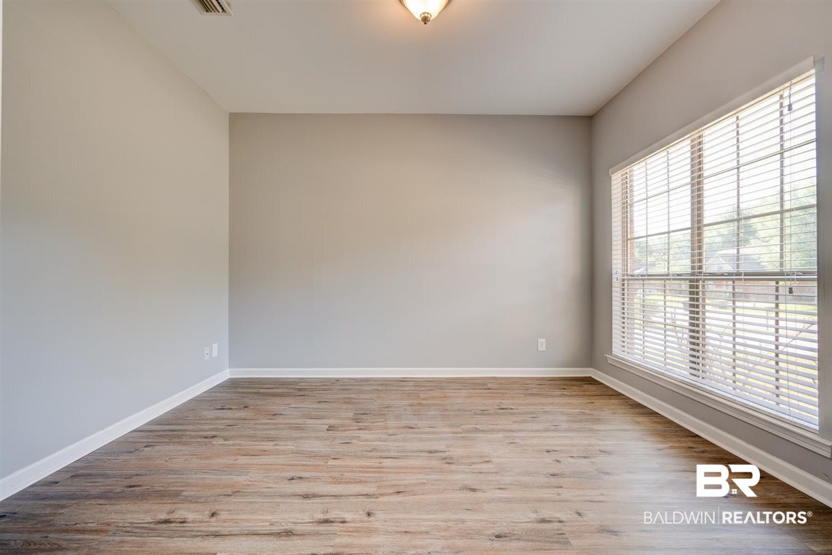 6134 Southbend Drive South Mobile, AL 36619 - Photo 5 of 25