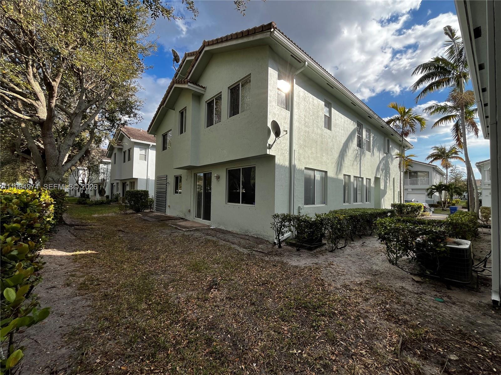 3021 Laurel Ridge Circle Riviera Beach, FL 33404 - Photo 7 of 34 Photo 7