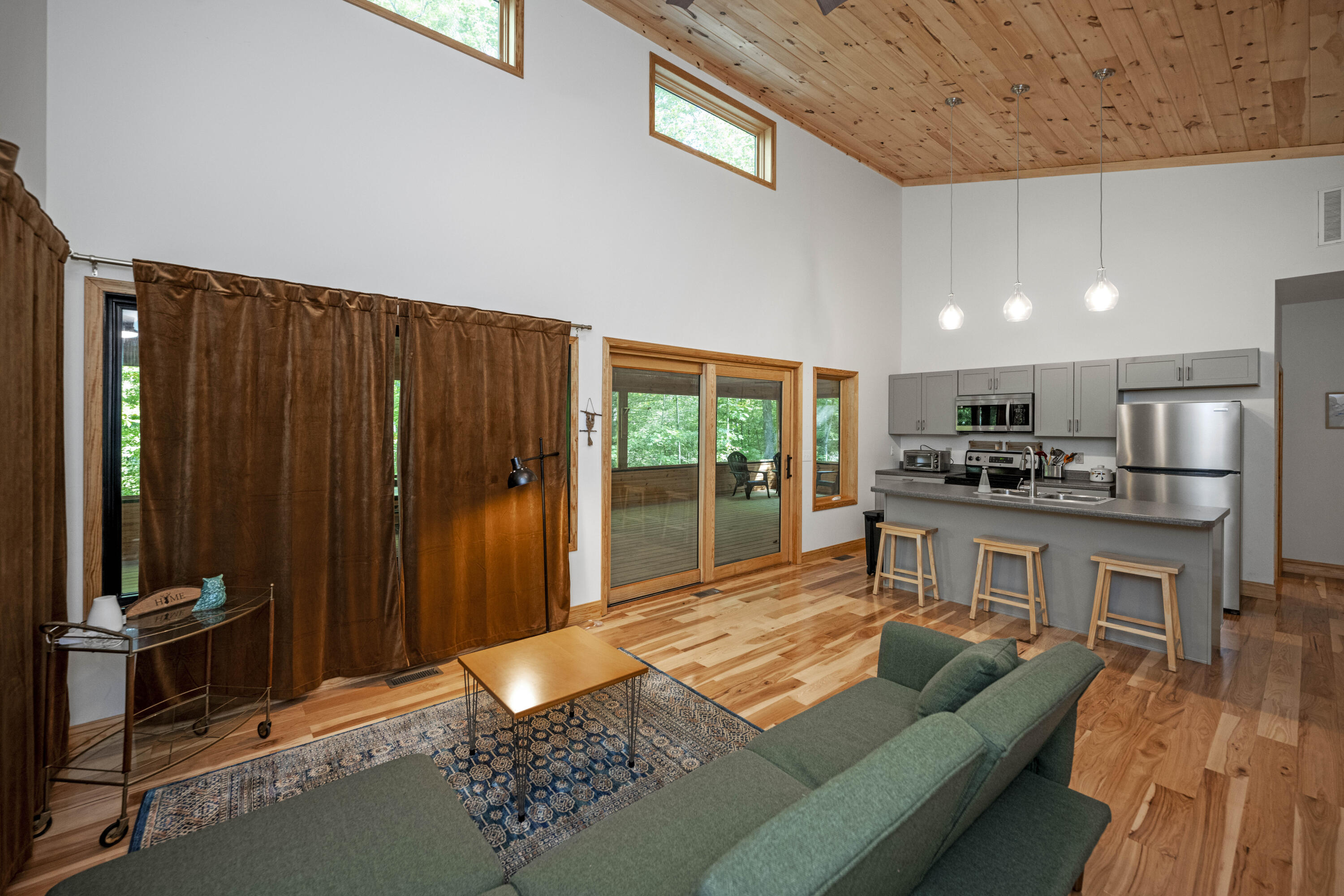 3786 Shoemaker Ridge Zoe, KY 41397 - Photo 6 of 37 20240905-3786-Shoemaker-Ridge-Rd-tem-010