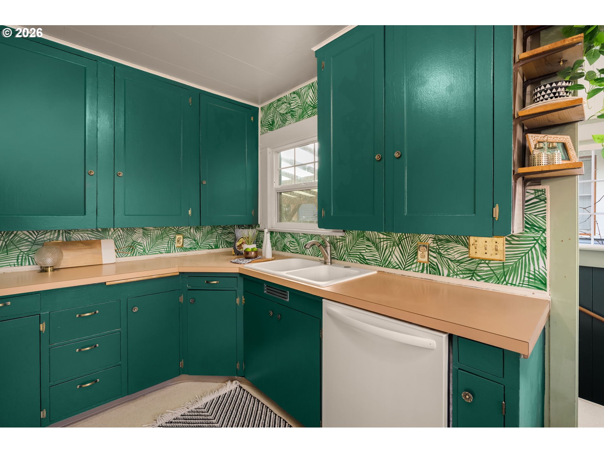 3244 Northeast 48th Avenue Portland, OR 97213 - Photo 6 of 20