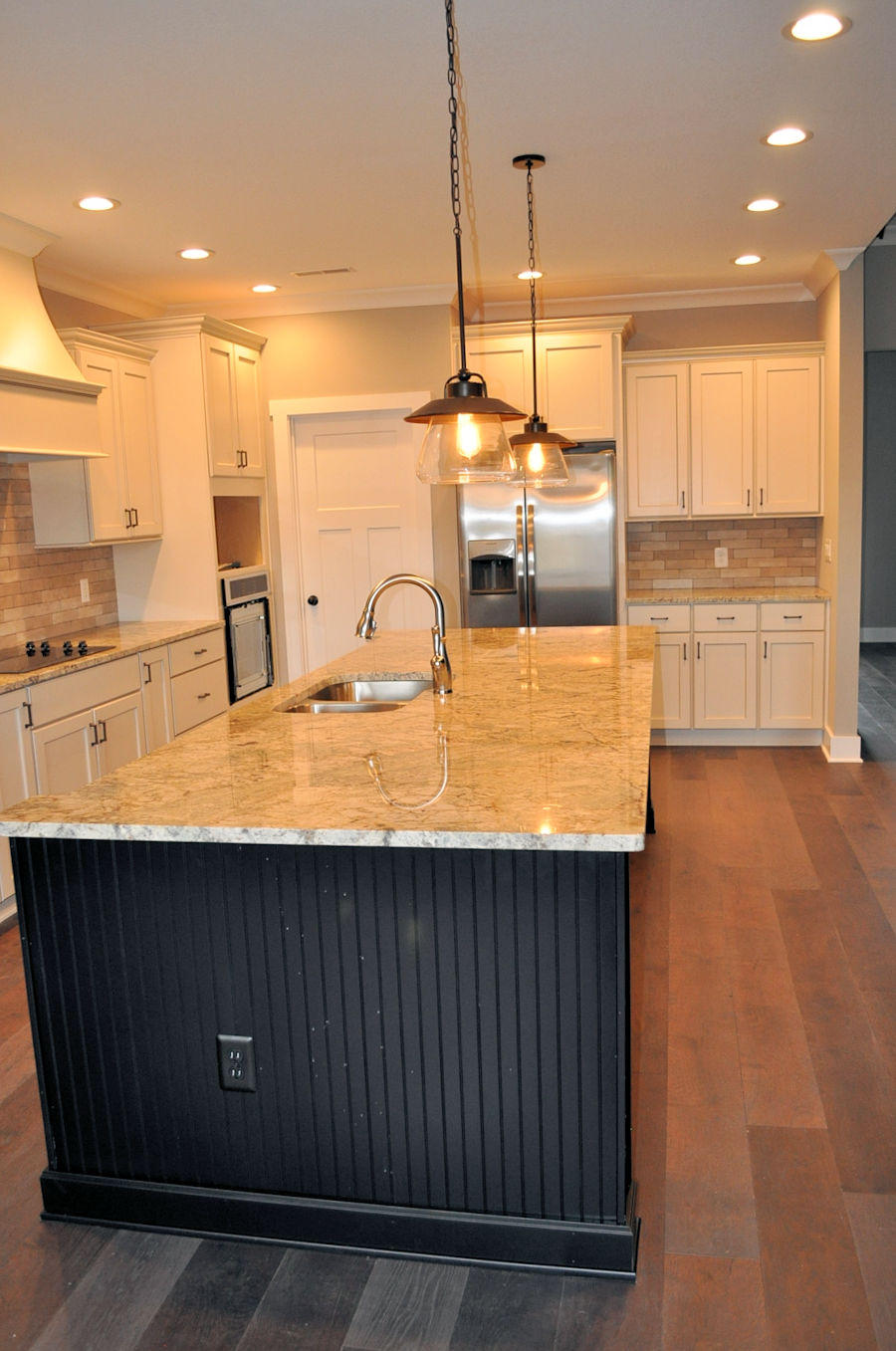 1320 Rippling Waters Circle Sevierville, TN 37876 - Photo 13 of 40 kitchen14