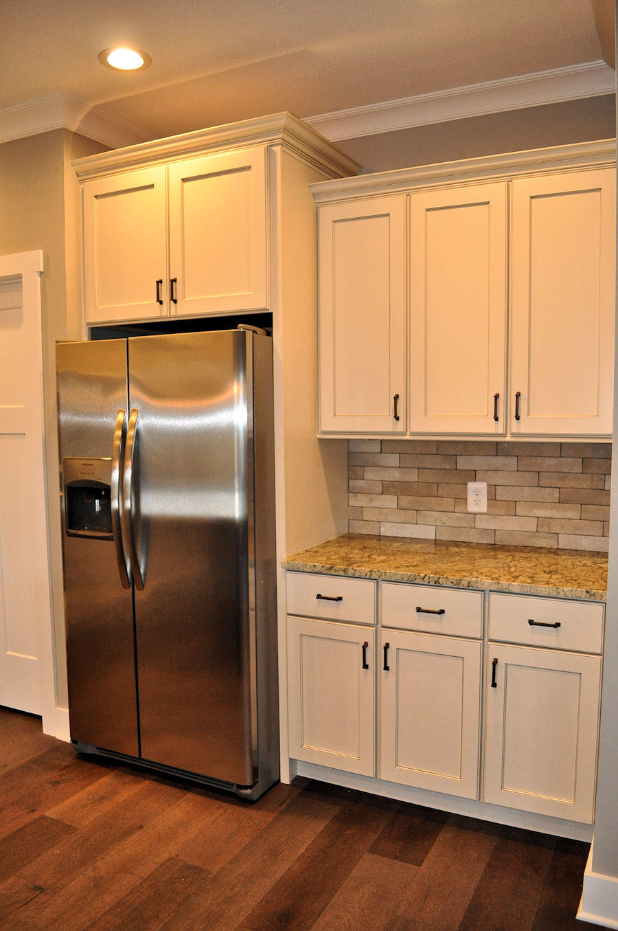1320 Rippling Waters Circle Sevierville, TN 37876 - Photo 9 of 40 kitchen7
