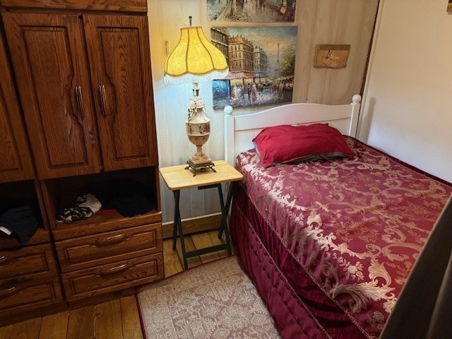 77 Huron Street Warwick, RI 02889 - Photo 5 of 9