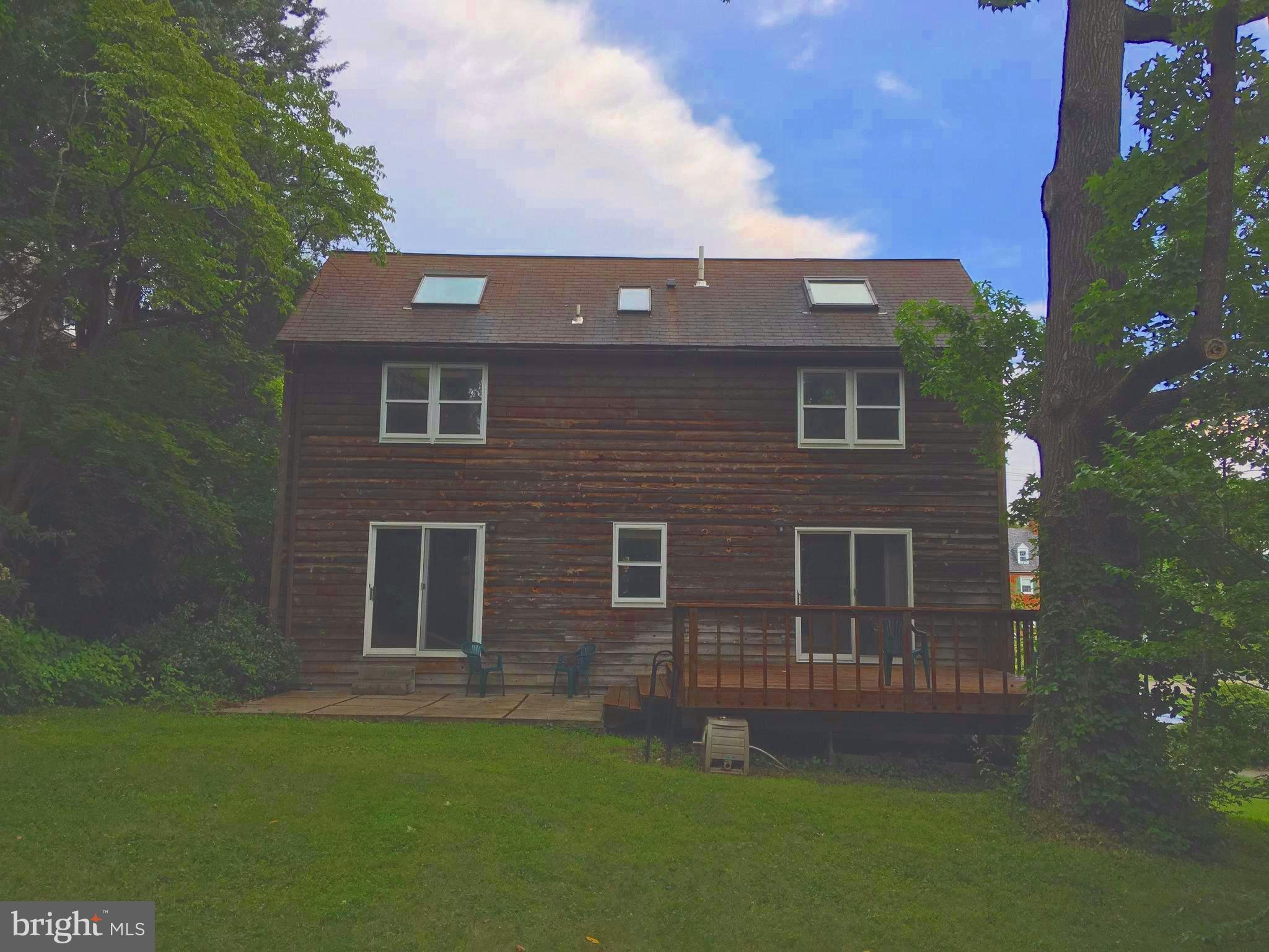 200 Aigburth Road Towson, MD 21286 - Photo 3 of 29 Exterior (Rear)