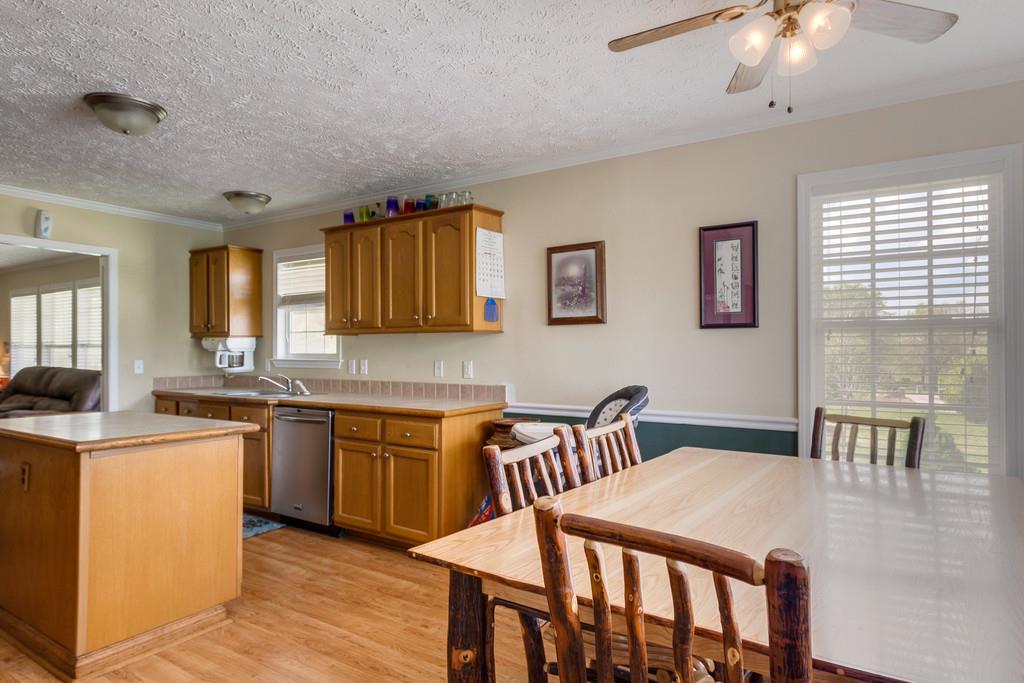 7949 Golf Club Road Mount Pleasant, TN 38474 - Photo 15 of 30 Gallery Image 15