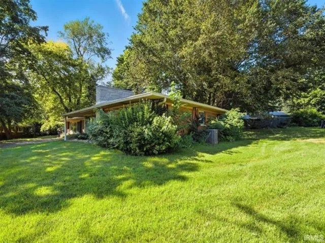 $225,000 | 1452 Bonnie View Drive, Evansville, IN 47715