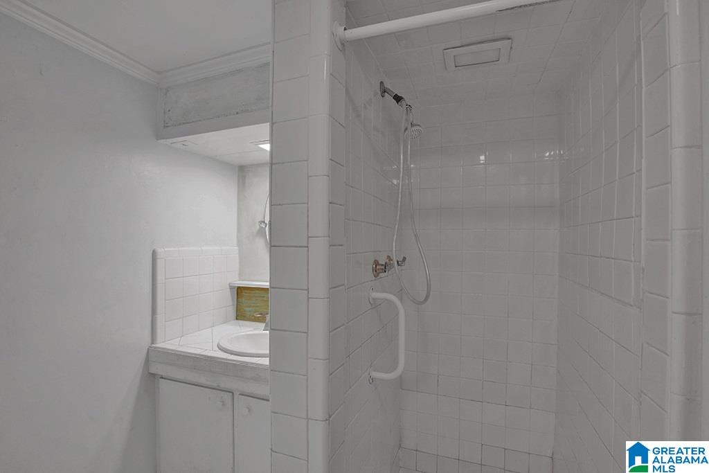 2724 Wynward Road Birmingham, AL 35243 - Photo 33 of 48 Gallery Image 33