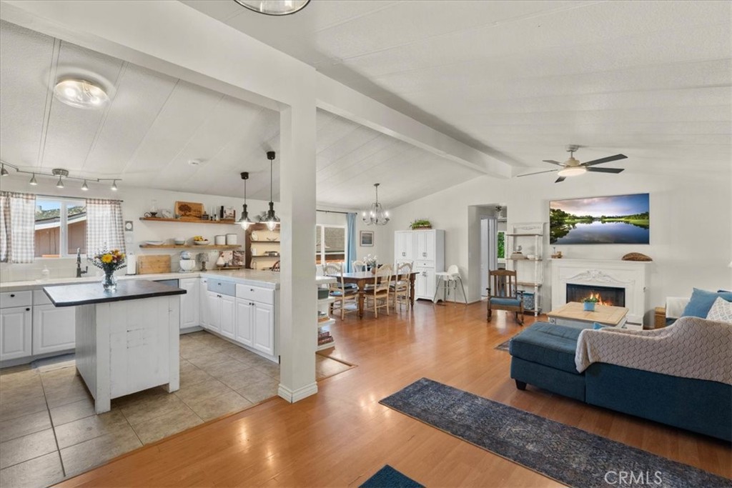 24835 Split Rail Road Wildomar, CA 92595 - Photo 36 of 36 Open floor plan.