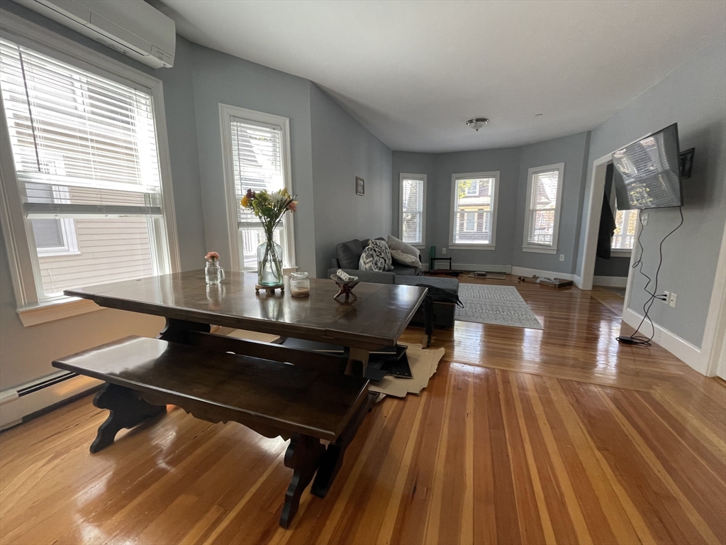 21-23 Marion Road, Unit 2 Belmont, MA 02478 - Photo 4 of 17 Gallery Image 4