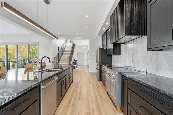 $1,699,000 | 5540 North 107 Street, Kansas City, KS 66109