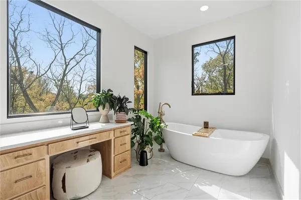 $1,699,000 | 5540 North 107 Street, Kansas City, KS 66109