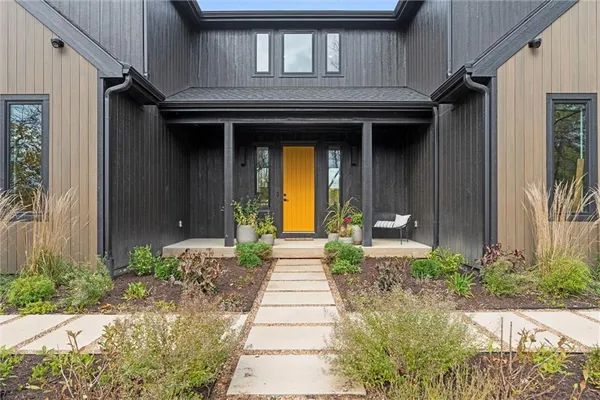 $1,699,000 | 5540 North 107 Street, Kansas City, KS 66109