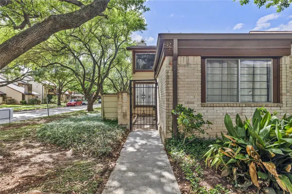 $1,900 | 12528 Wellington Park Drive, Houston, TX 77072