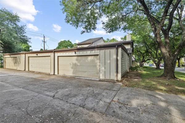 $1,900 | 12528 Wellington Park Drive, Houston, TX 77072