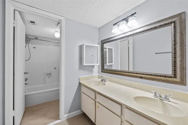 $1,900 | 12528 Wellington Park Drive, Houston, TX 77072