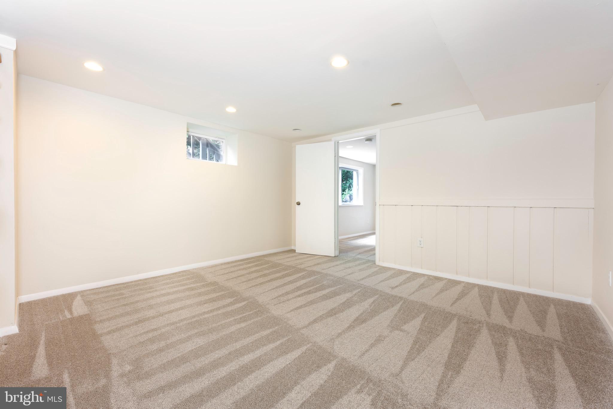 1418 Thornden Road Rockville, MD 20851 - Photo 9 of 17
