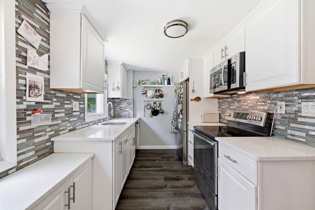 80 Old Mill Road Shrewsbury, MA 01545 - Photo 5 of 36