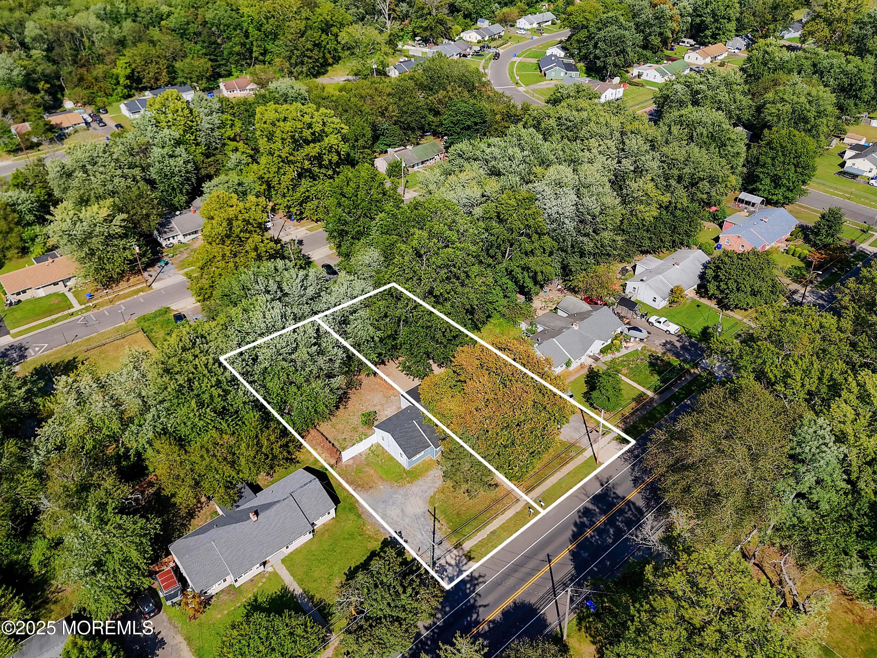 912 Pemberton Browns Mills Road Pemberton, NJ 08068 - Photo 4 of 28 an aerial view of a house