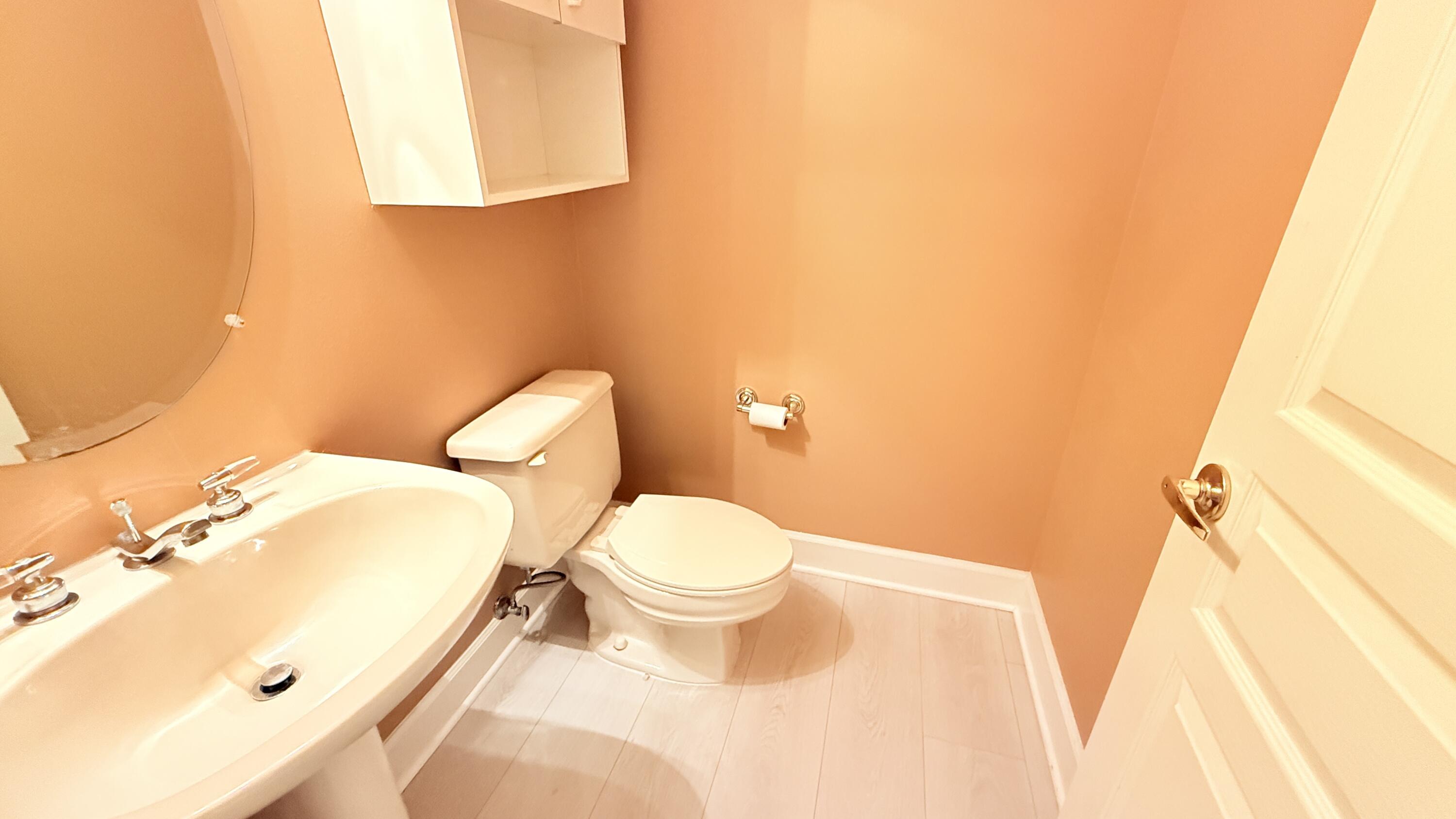 101 Bermuda Way Niceville, FL 32578 - Photo 19 of 42 Half Bath