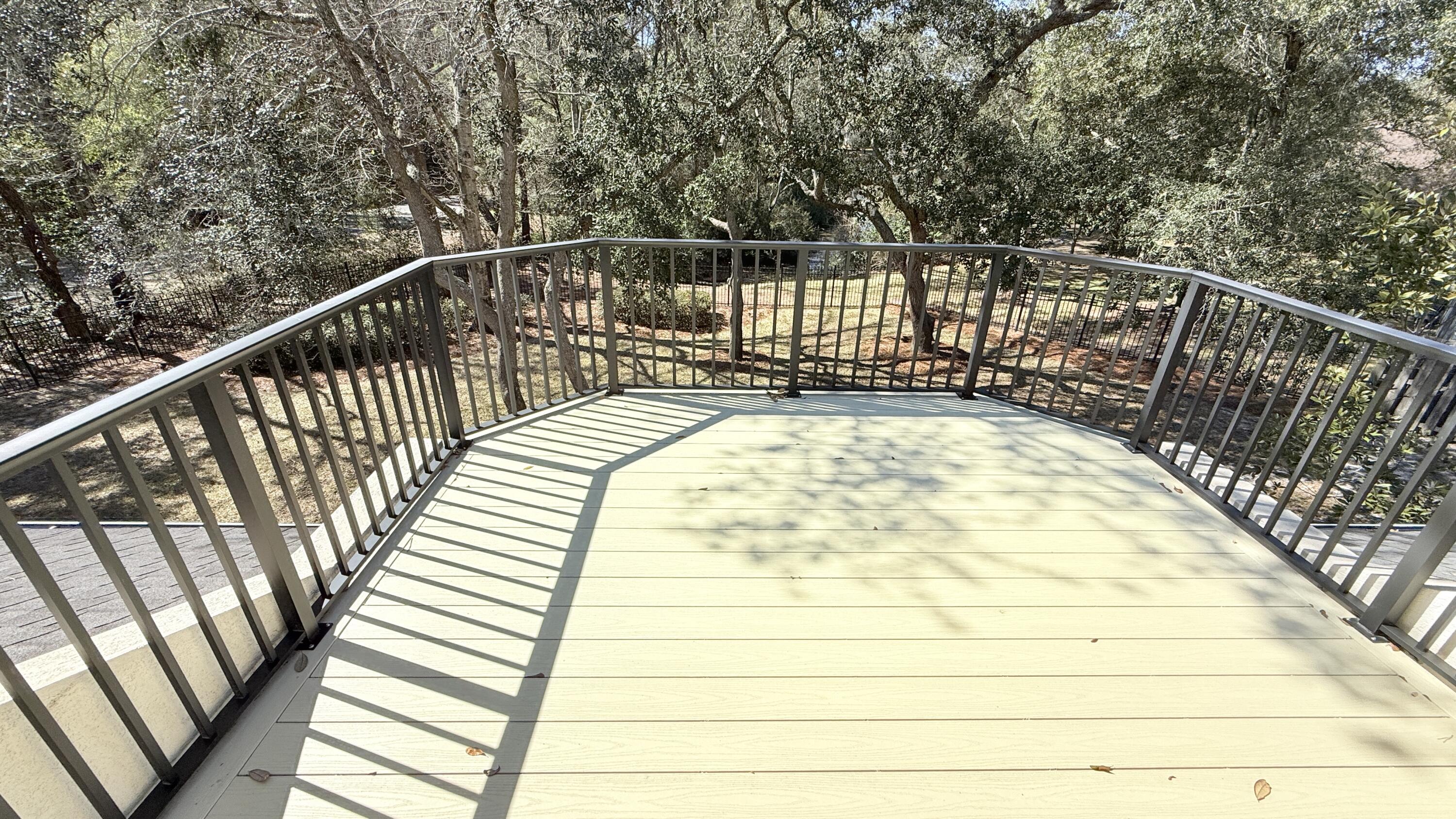 101 Bermuda Way Niceville, FL 32578 - Photo 37 of 42 2nd Floor Balcony