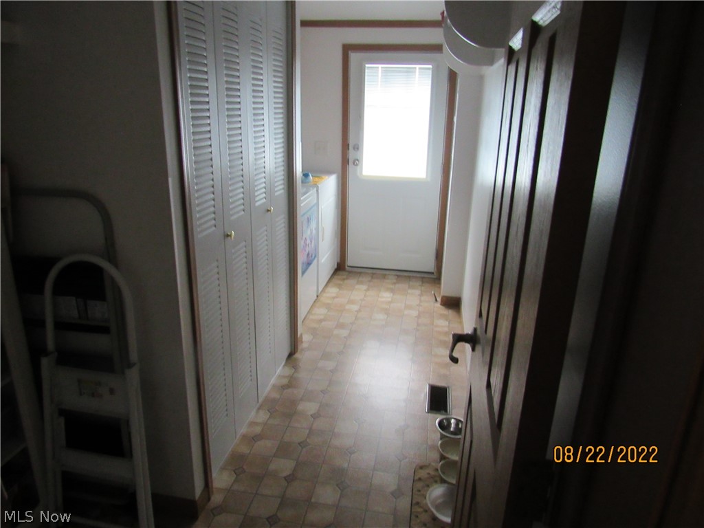 1724 Bridge Street Dresden, OH 43821 - Photo 12 of 22